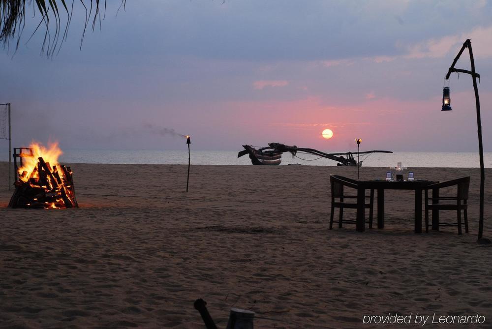 Jetwing Beach Негомбо Ресторан фото
